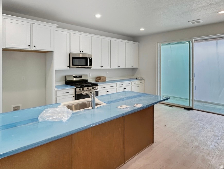 DAYBREAK - Residential