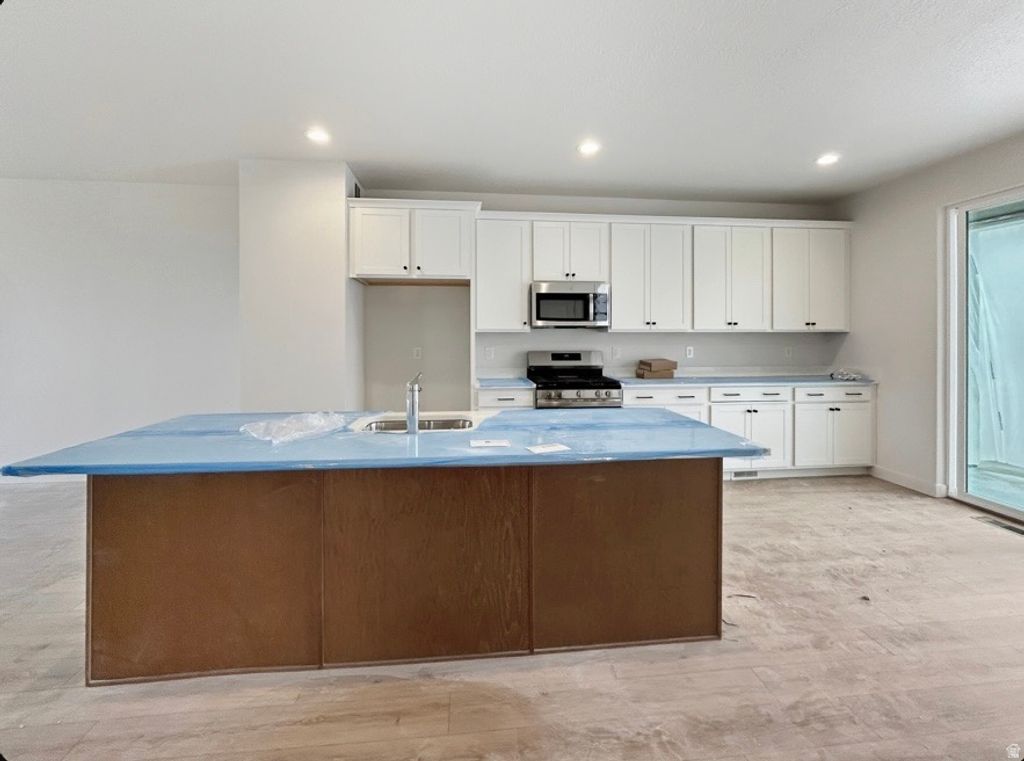 Photo of 11778 S FLYING FISH DR #611, South Jordan, UT 84009 (MLS # 2137978)