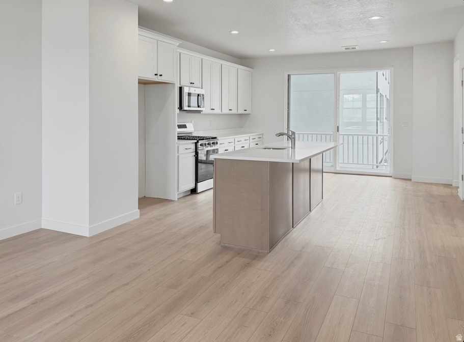 DAYBREAK - Residential