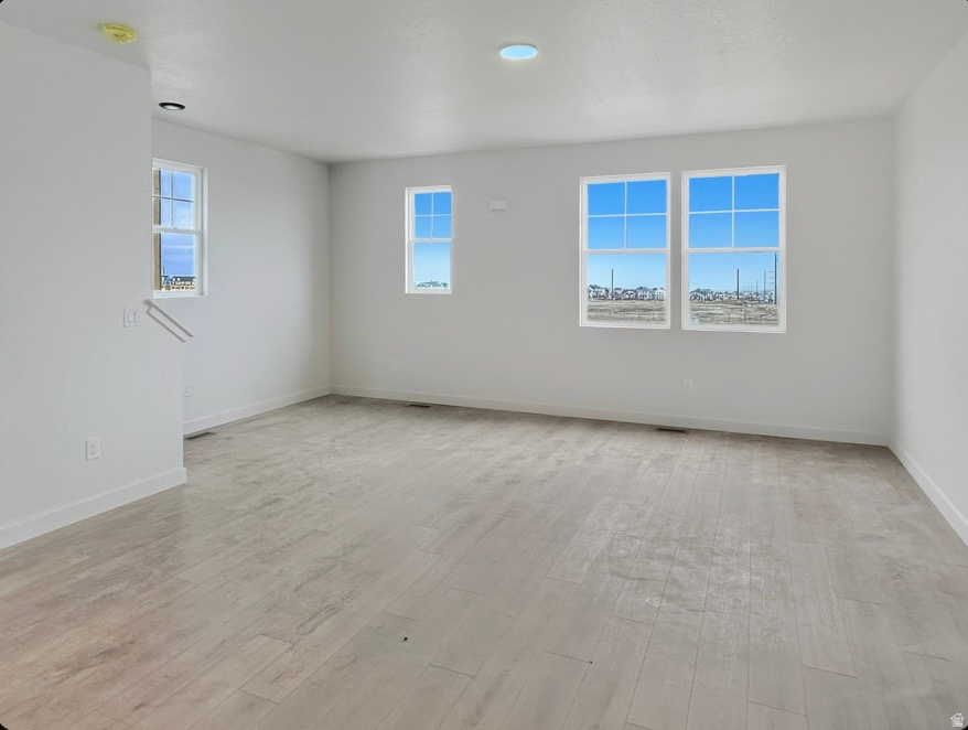 DAYBREAK - Residential