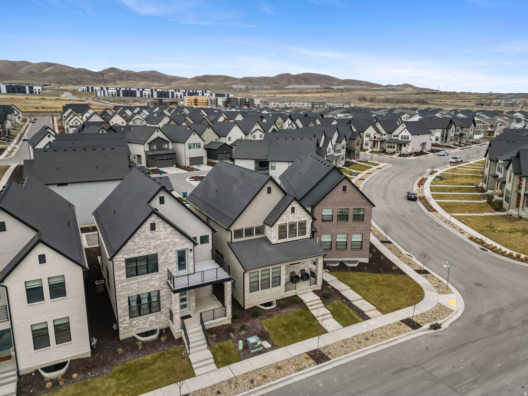 HOLBROOK SCANDIA COTTAGE 3314 - Residential