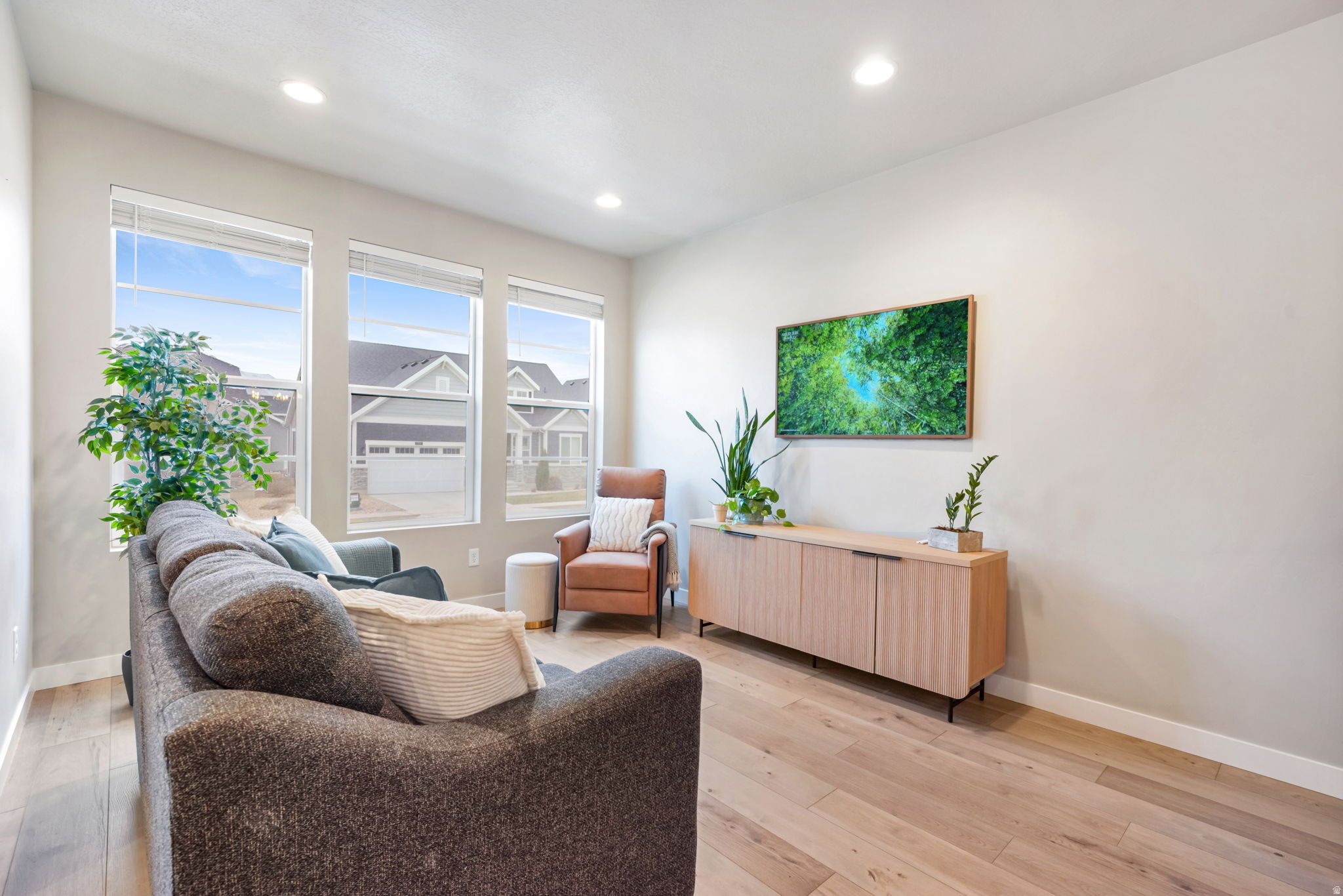 HOLBROOK SCANDIA COTTAGE 3314 - Residential