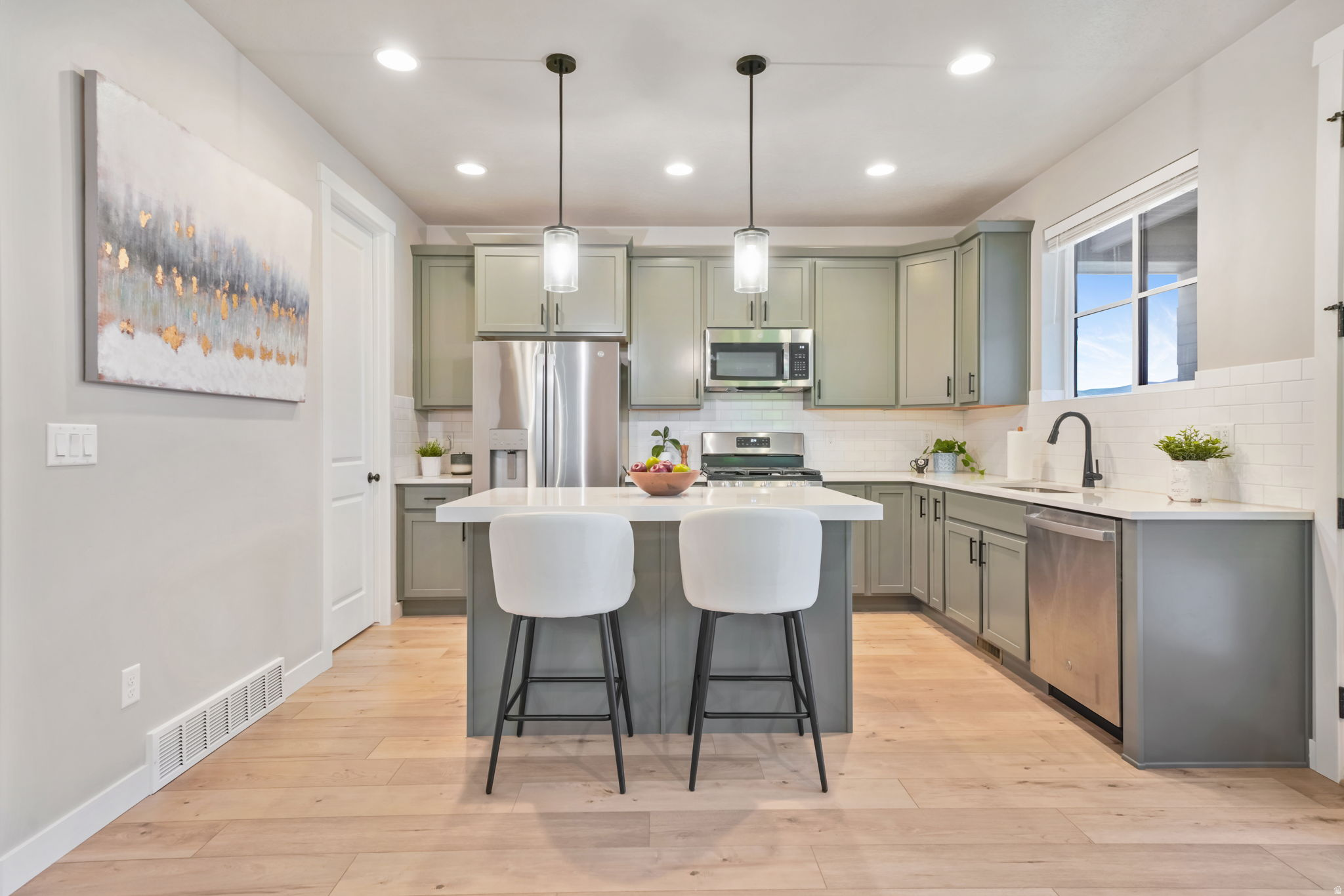 HOLBROOK SCANDIA COTTAGE 3314 - Residential