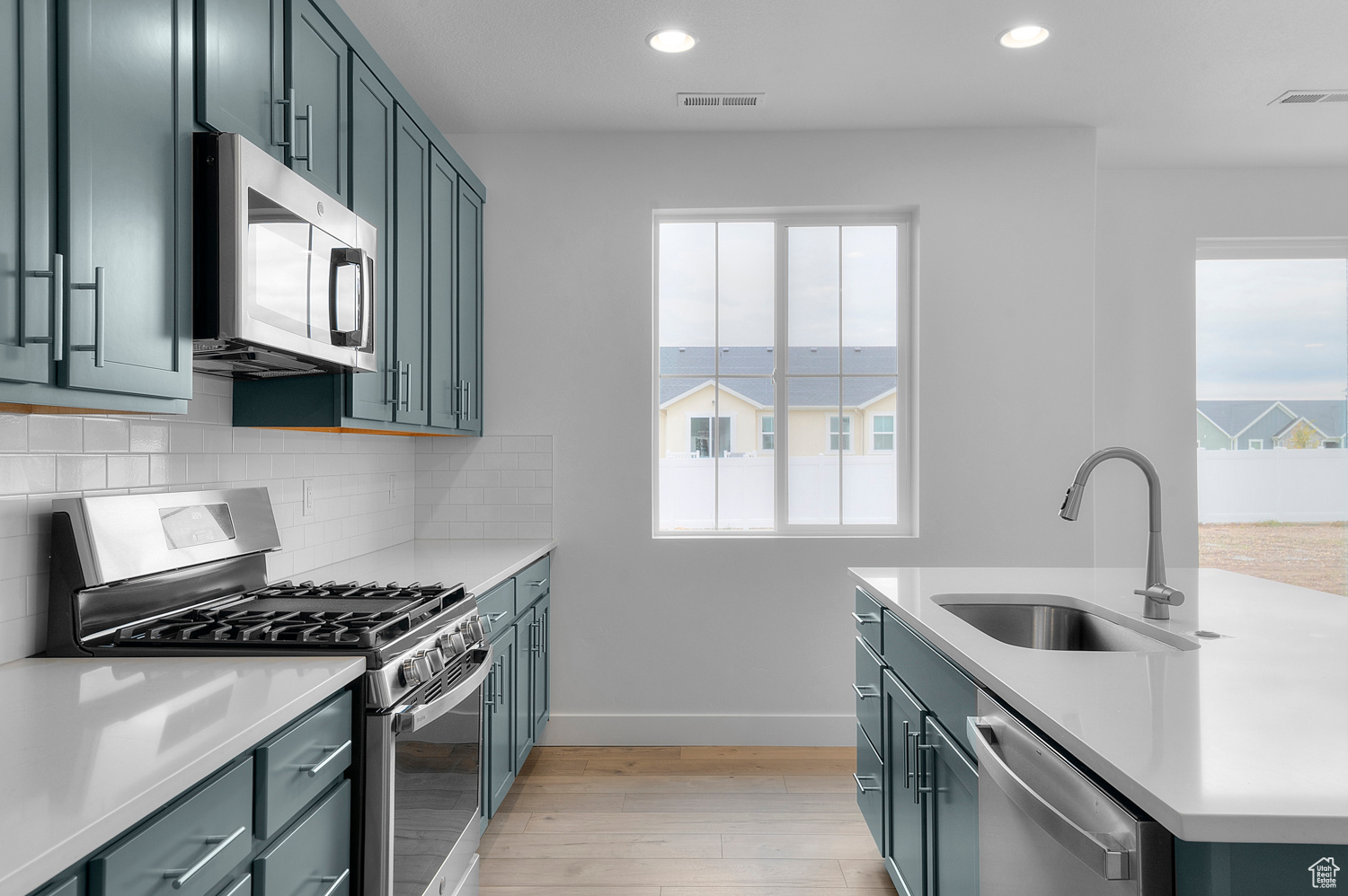 FAIRHAVEN 413 - Residential