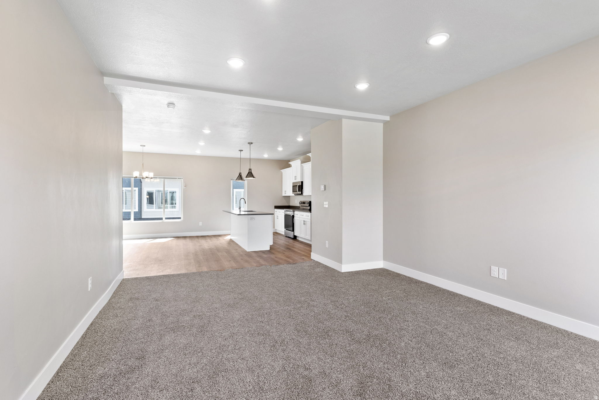 SCENIC MOUNTAIN - Residential