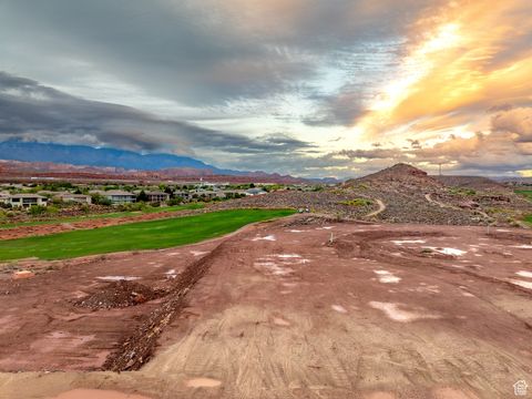 Tiny photo for 1711 N GOLDEN BEAR WAY #108, Washington, UT 84780 (MLS # 2119533)