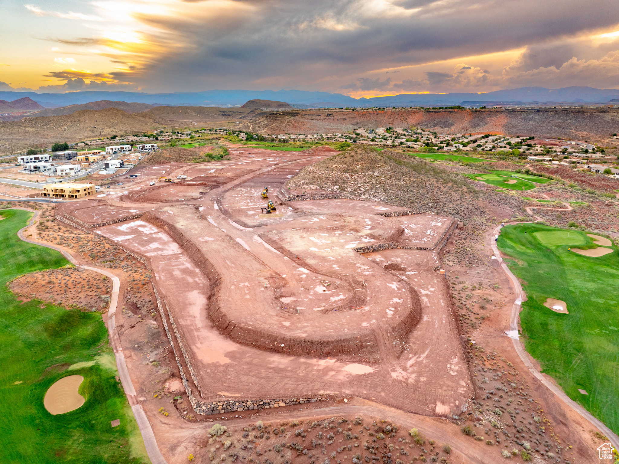 THE CLUB AT CORAL CANYON - Land