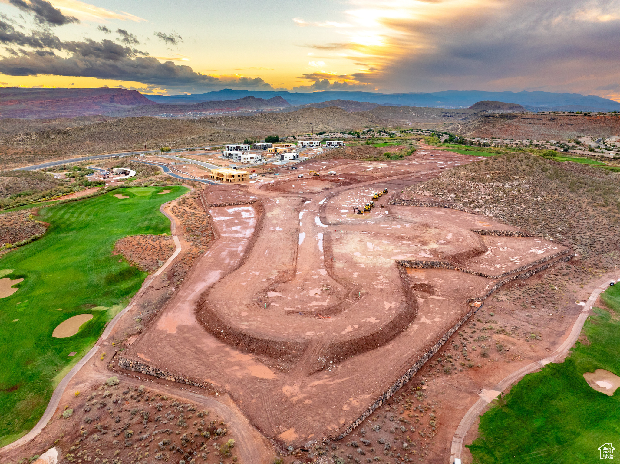 THE CLUB AT CORAL CANYON - Land