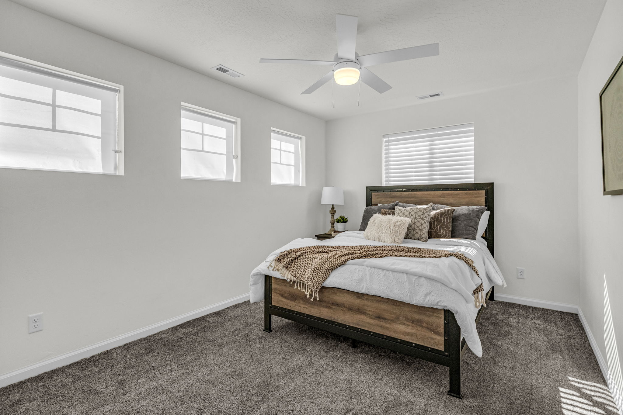 SOUTH HILLS - Residential