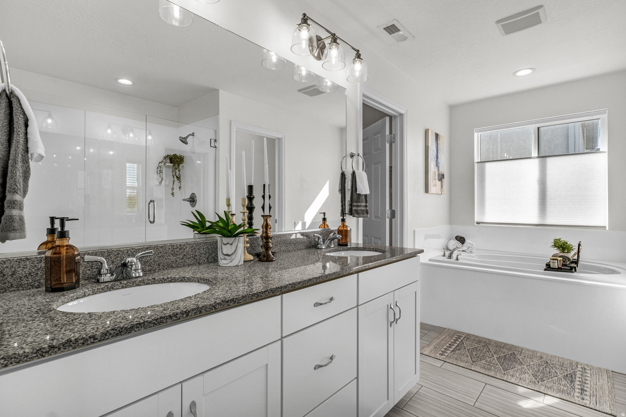 SOUTH HILLS - Residential