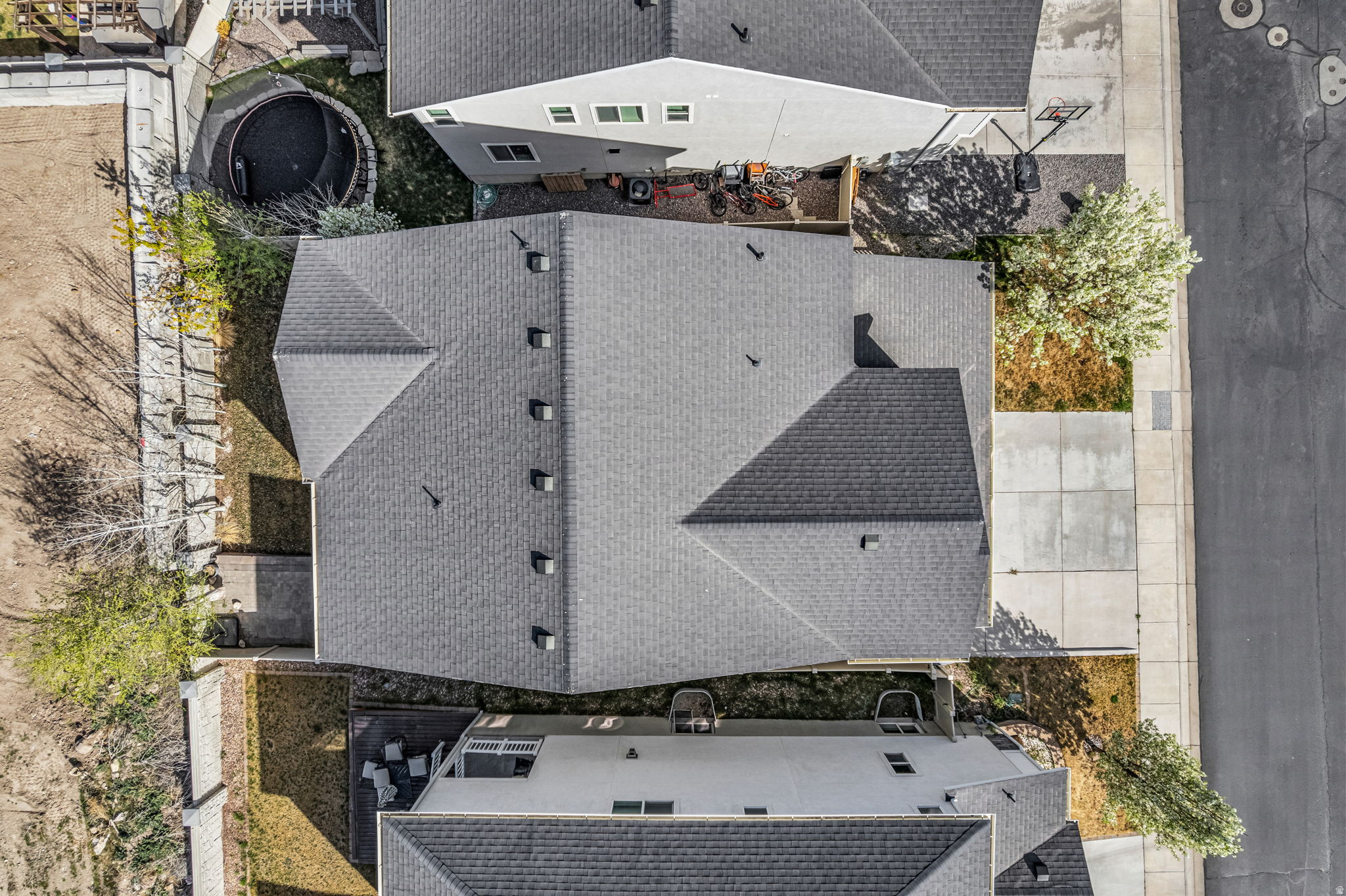 SOUTH HILLS - Residential