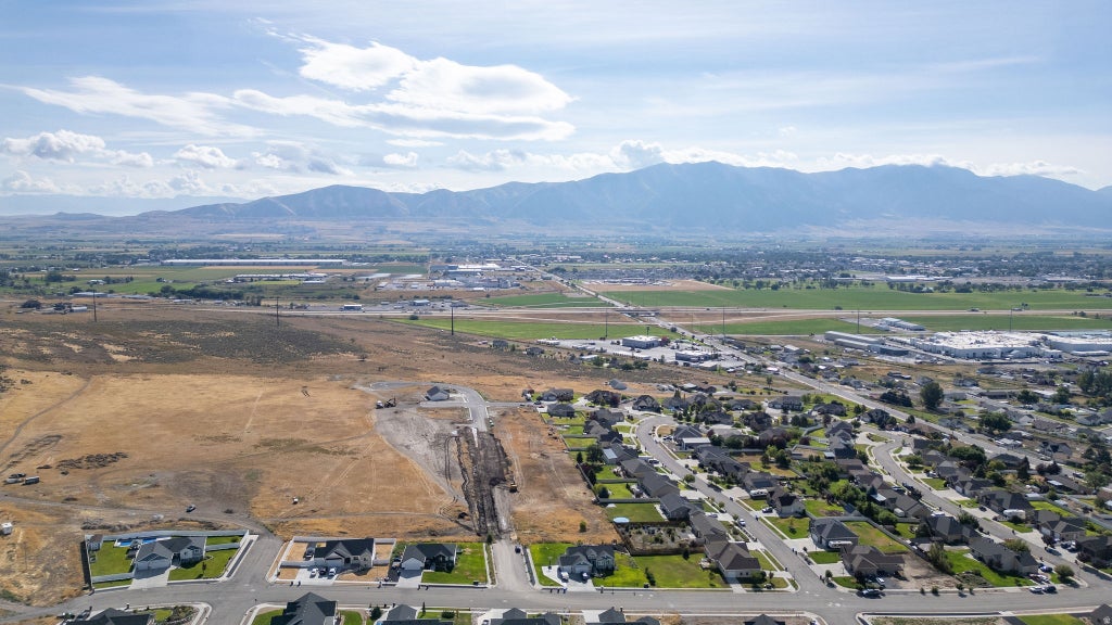 Photo of 2568 W 1150 N #23, Tremonton, UT 84337 (MLS # 2180826)
