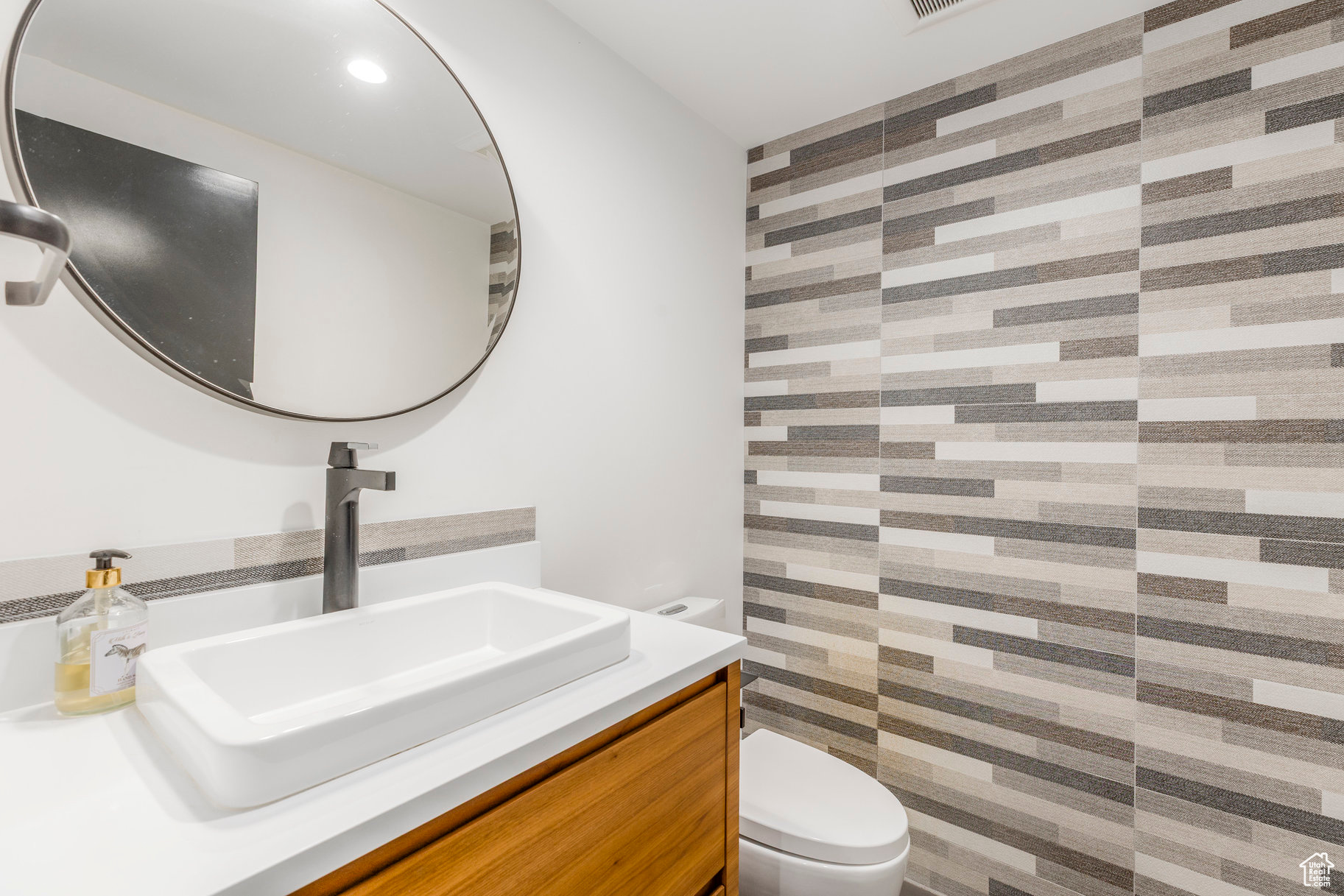 PARK MEADOWS - Residential