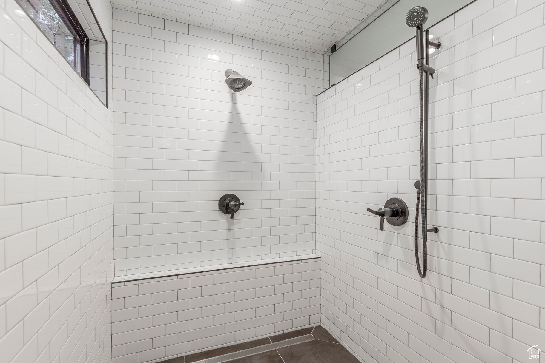 PARK MEADOWS - Residential