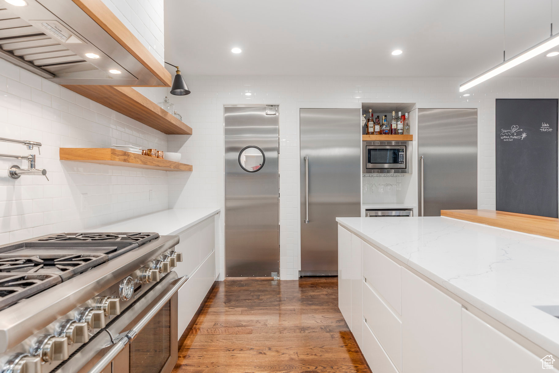 PARK MEADOWS - Residential