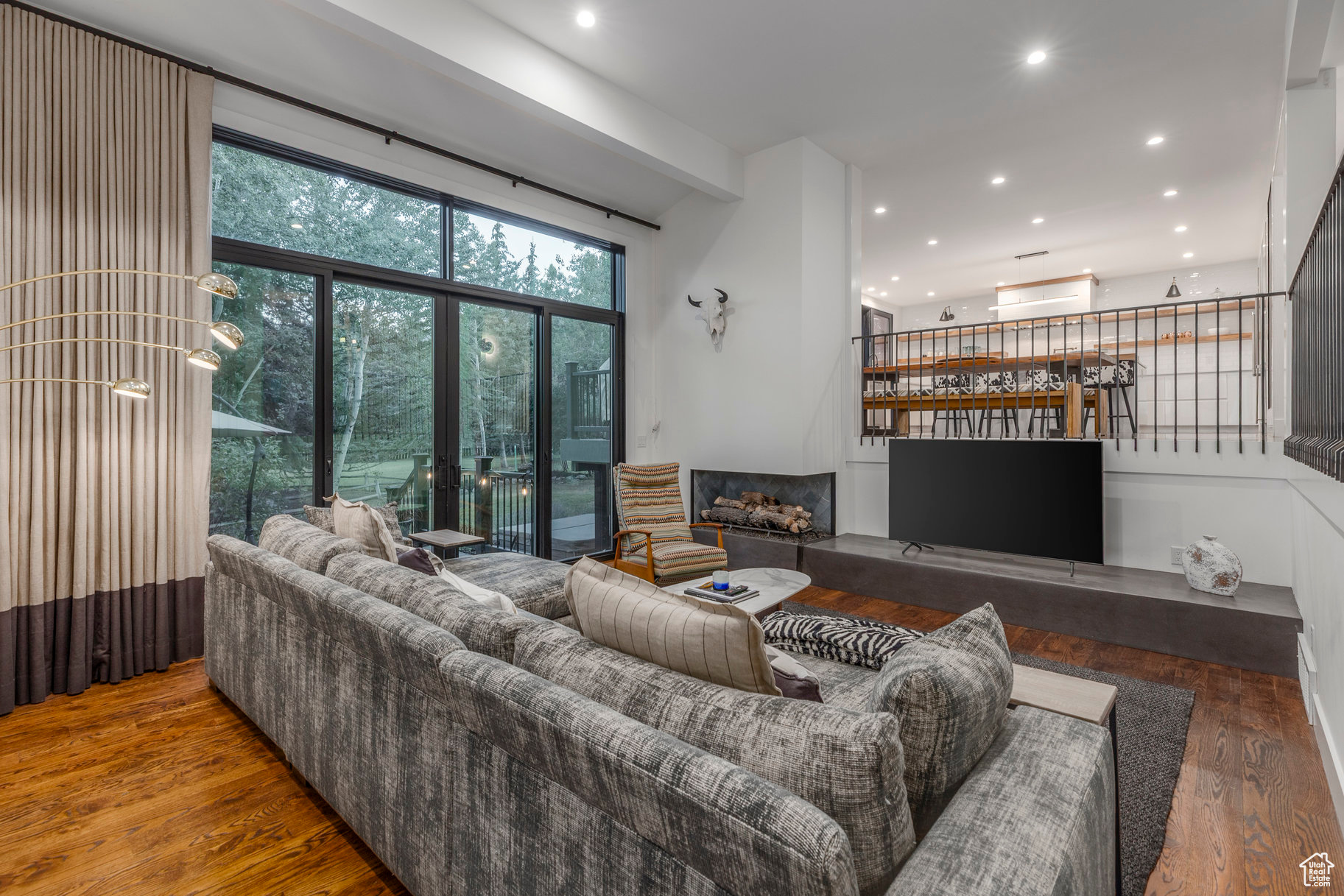 PARK MEADOWS - Residential