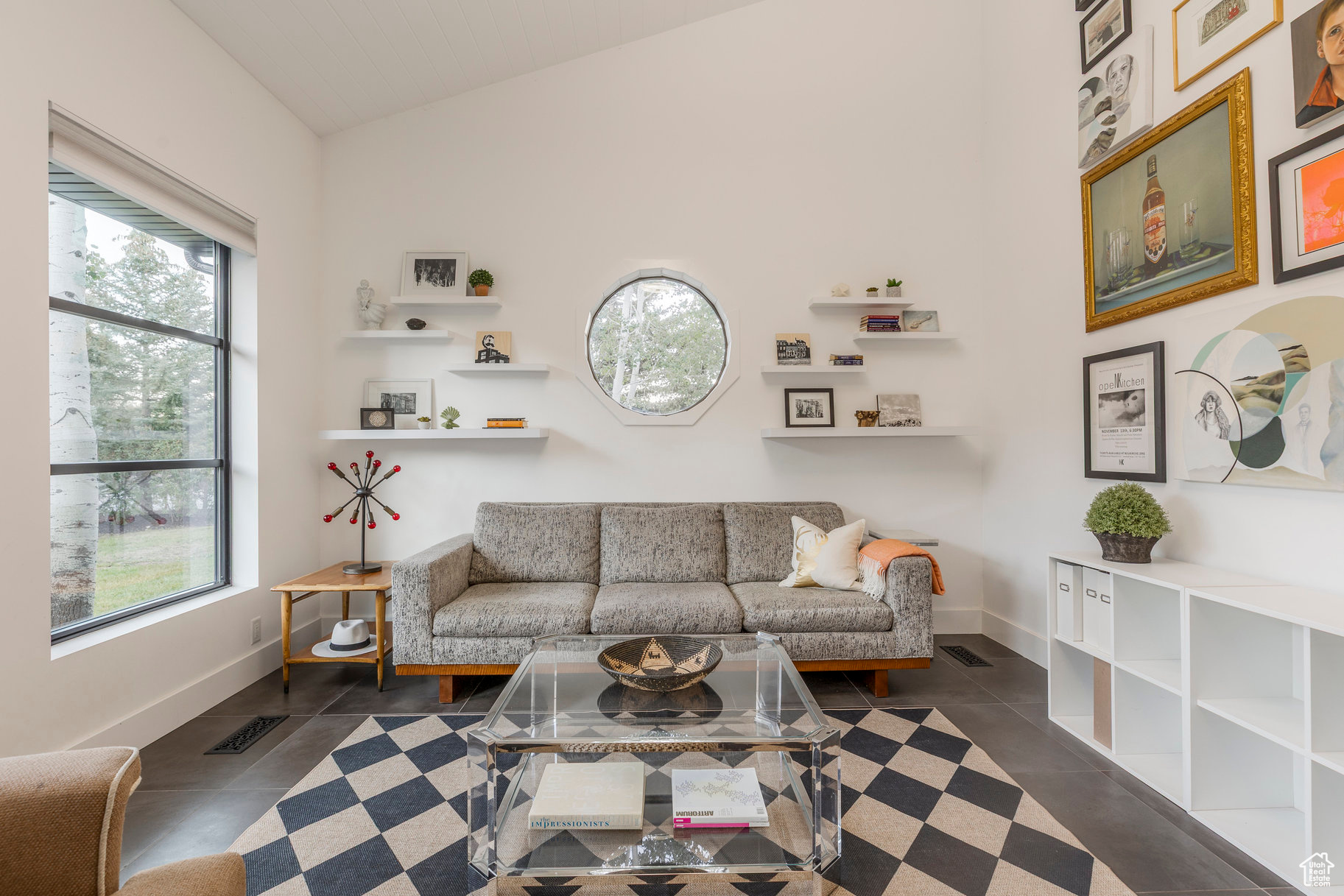 PARK MEADOWS - Residential