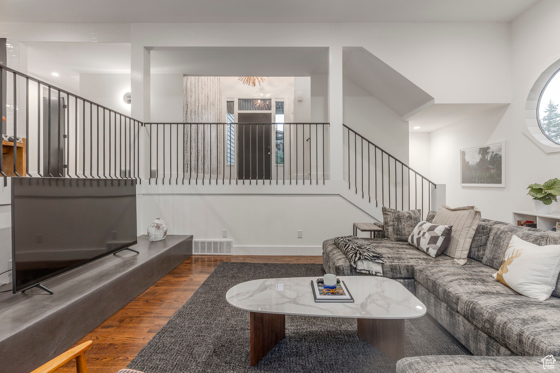 PARK MEADOWS - Residential