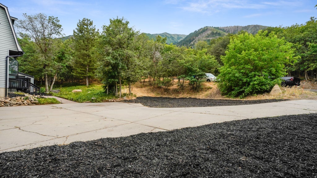 Photo of 90 E BROADHOLLOW DR, Woodland Hills, UT 84653 (MLS # 2175262)
