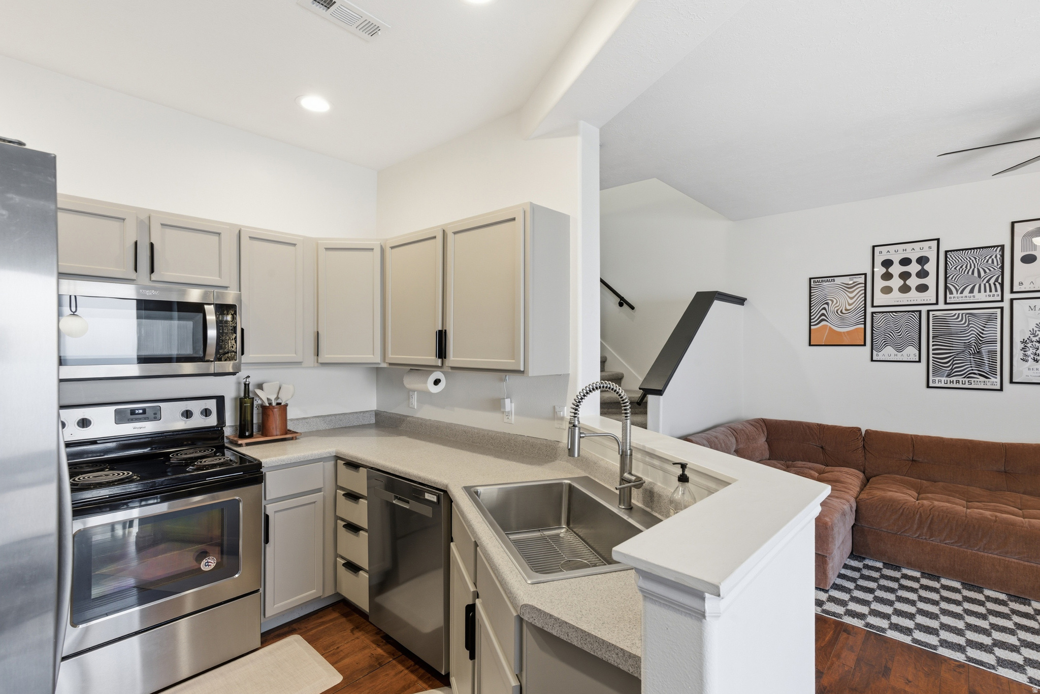 DRAPER LANDING PHASE - Residential