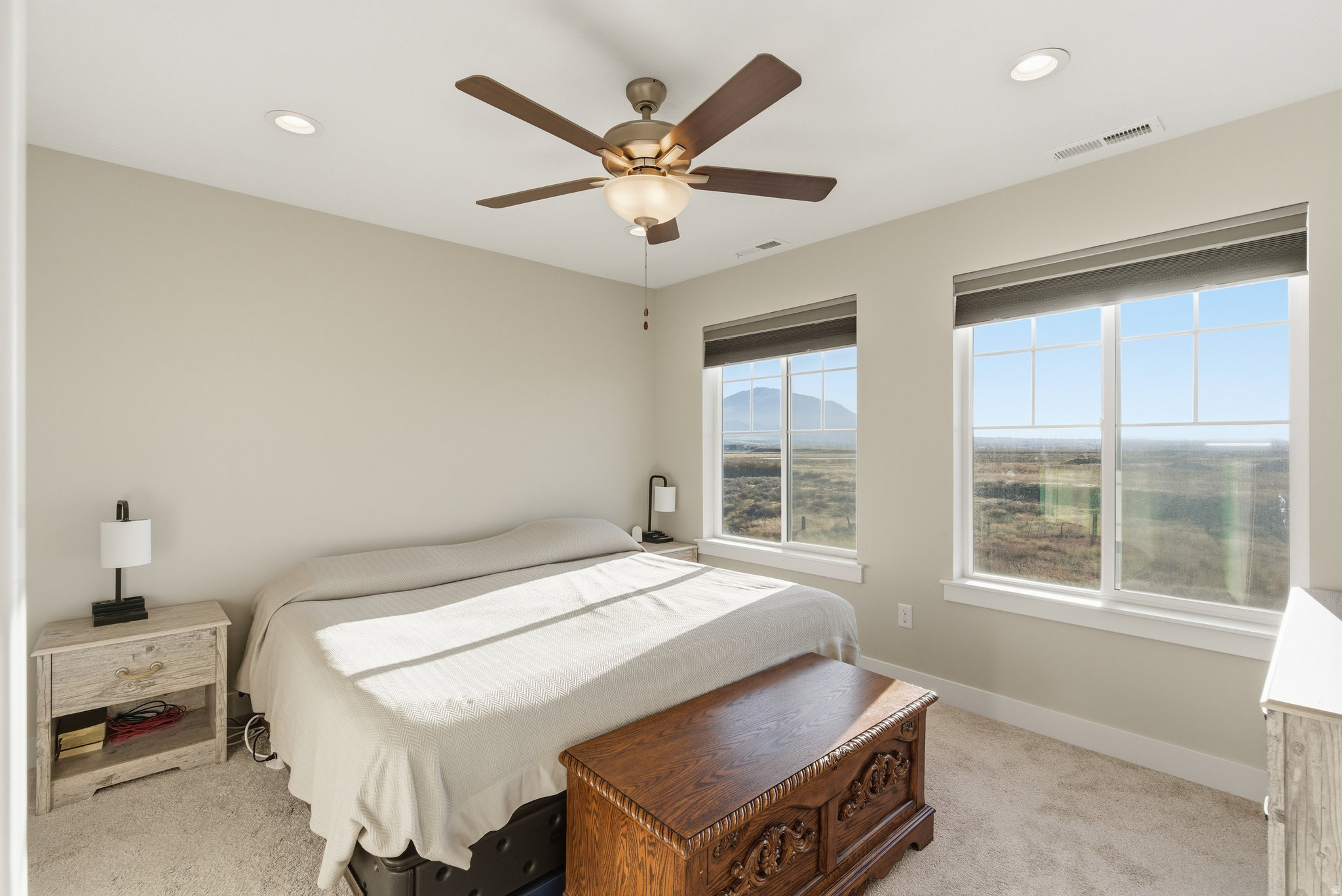 SALEM PARK - Residential