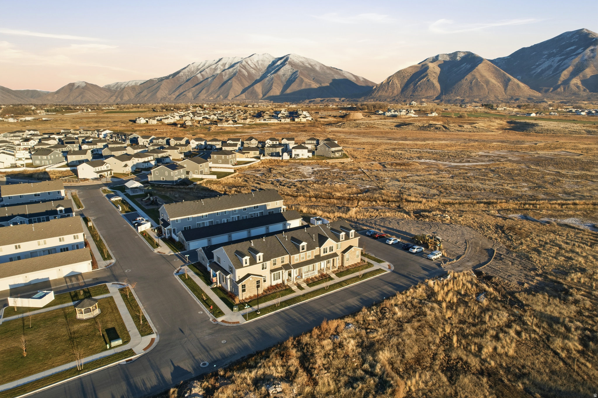 SALEM PARK - Residential