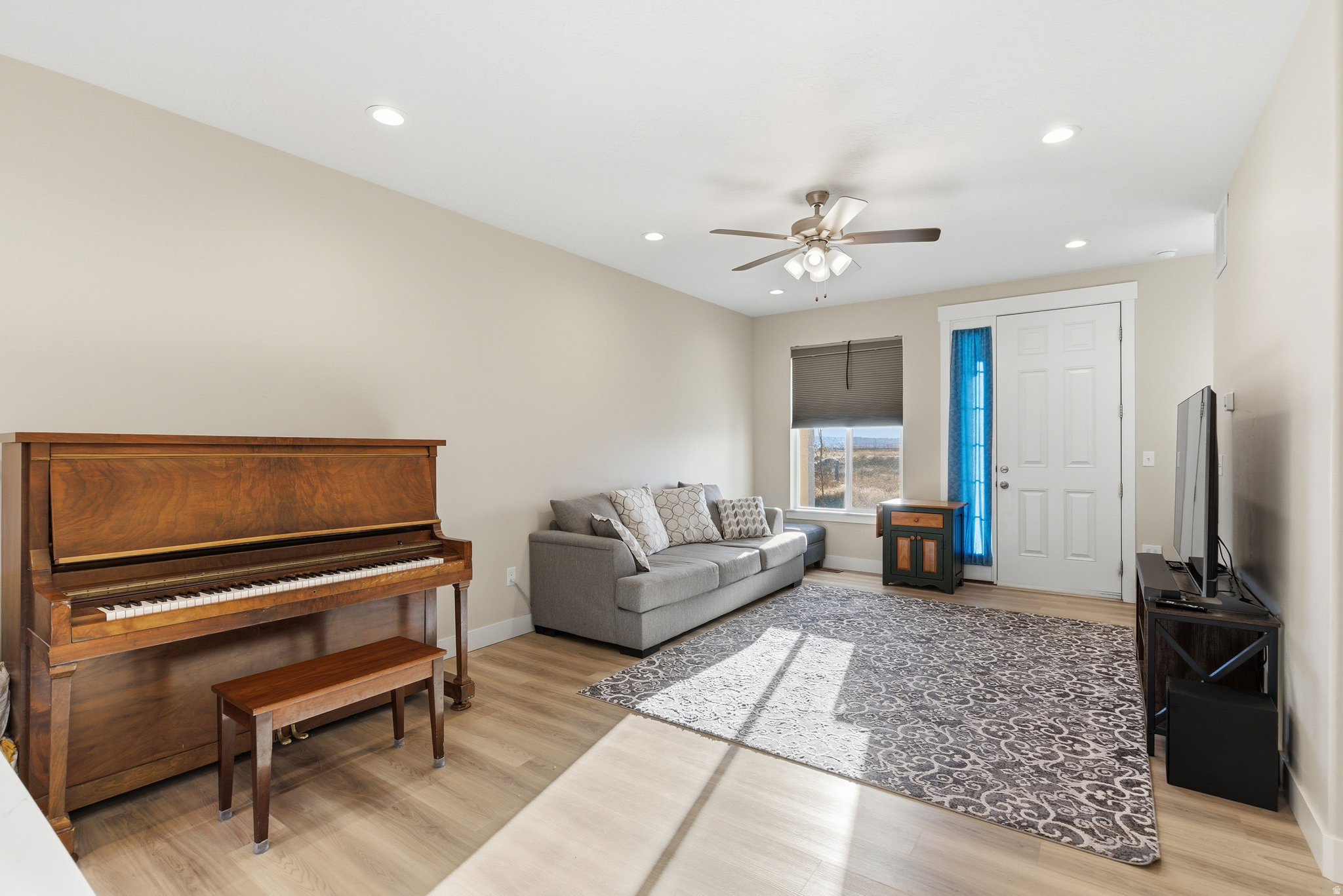 SALEM PARK - Residential