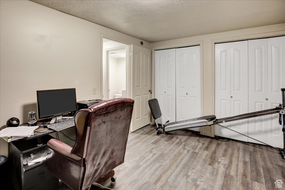 South Ogden, Utah 84405, United States, 3 Bedrooms Bedrooms, ,2 BathroomsBathrooms,Residential,Pending,128597