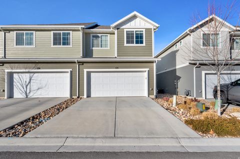 Tiny photo for 128 E GEYSER CT, Saratoga Springs, UT 84045 (MLS # 2135022)