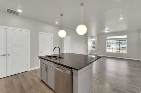 Tiny photo for 128 E GEYSER CT, Saratoga Springs, UT 84045 (MLS # 2135022)