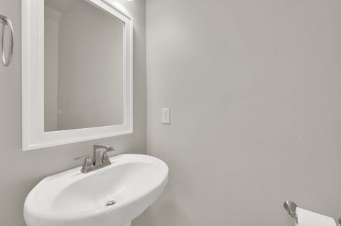 Tiny photo for 128 E GEYSER CT, Saratoga Springs, UT 84045 (MLS # 2135022)