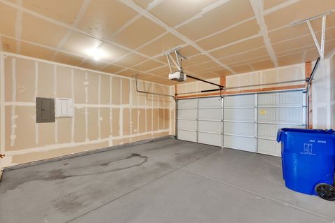 Tiny photo for 128 E GEYSER CT, Saratoga Springs, UT 84045 (MLS # 2135022)