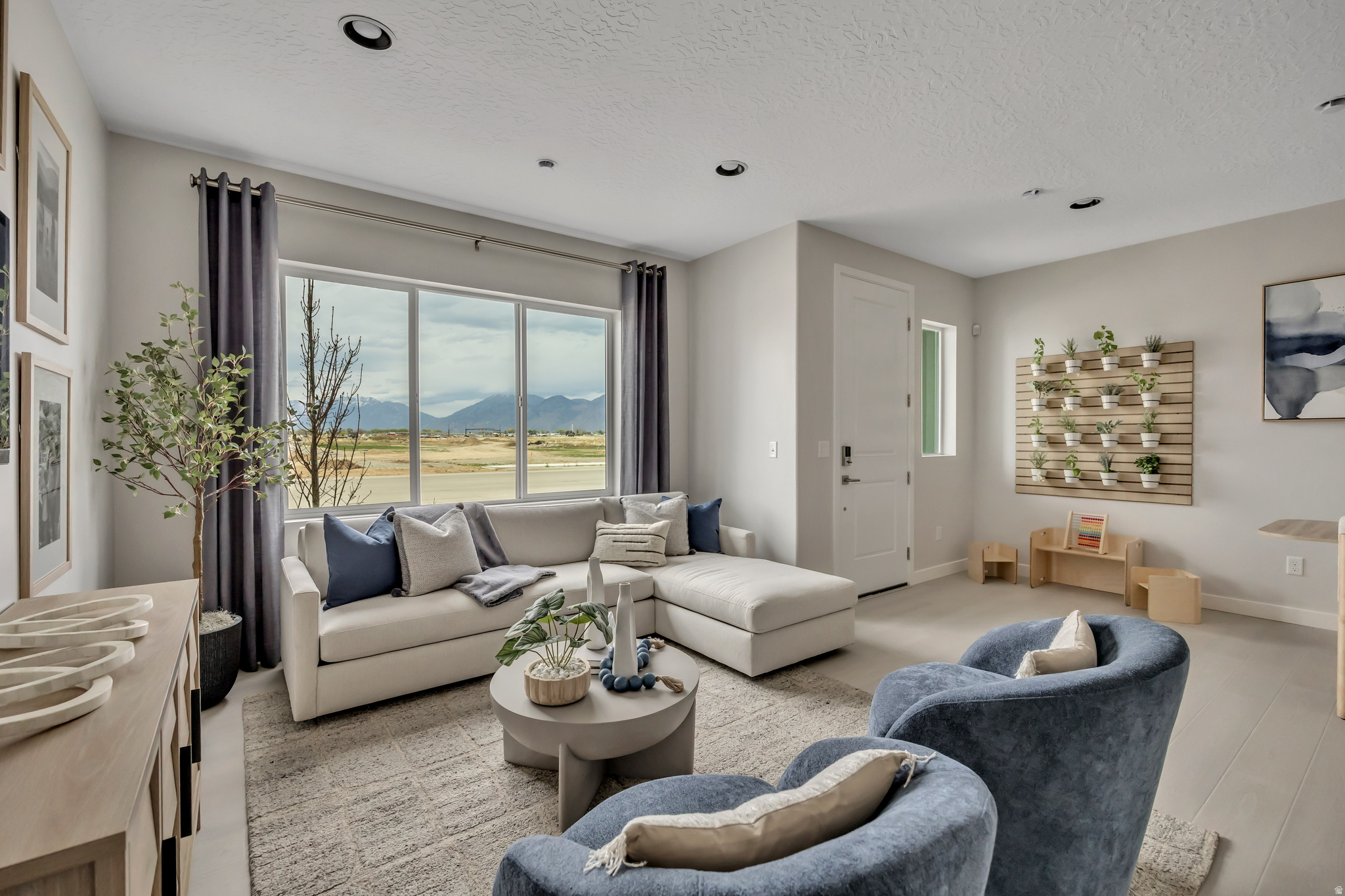 HARMONY PLACE - Residential