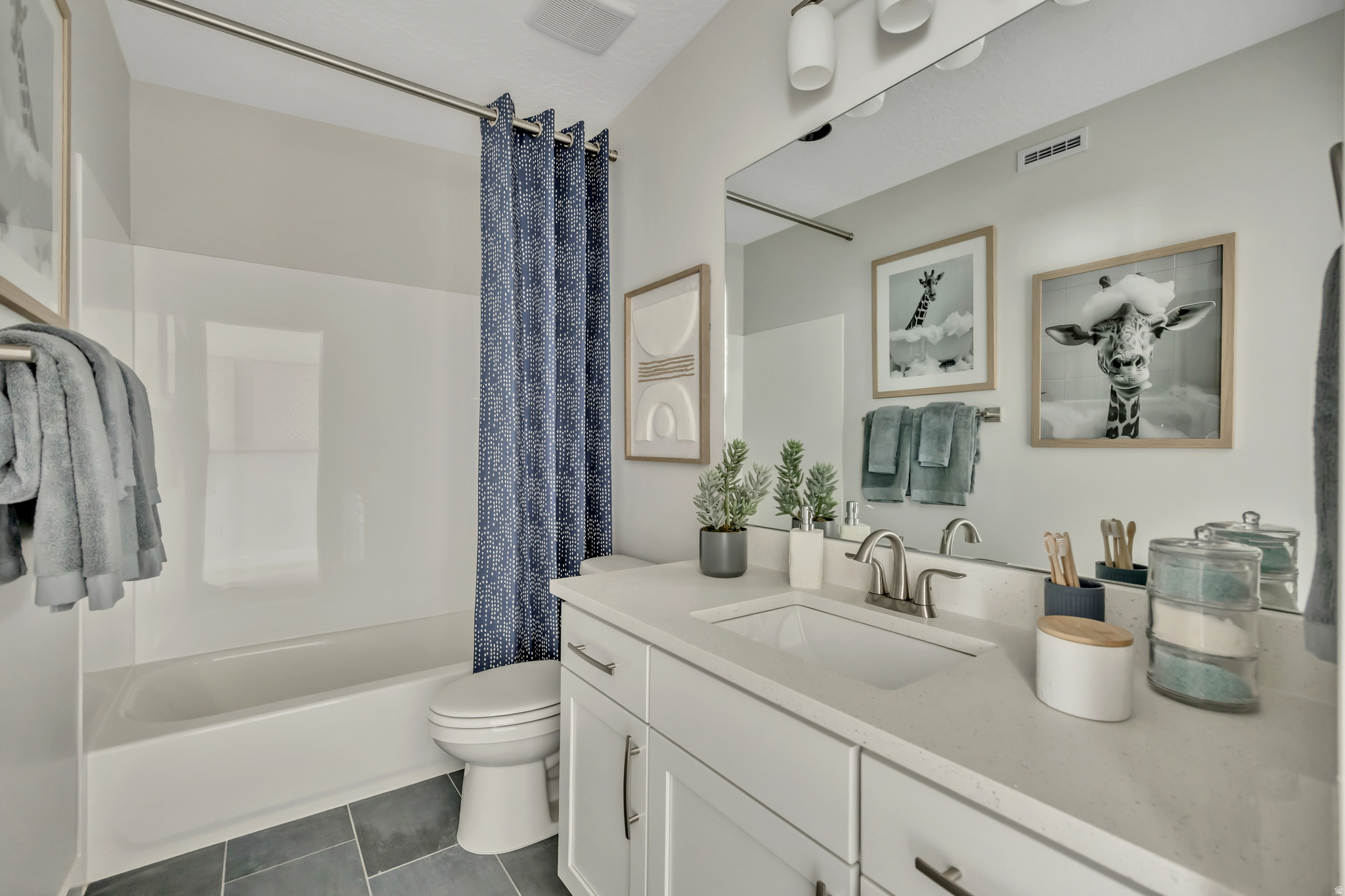 HARMONY PLACE - Residential