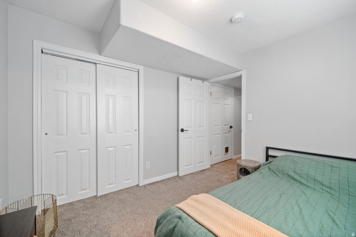 ENCHANTED COVE - Residential