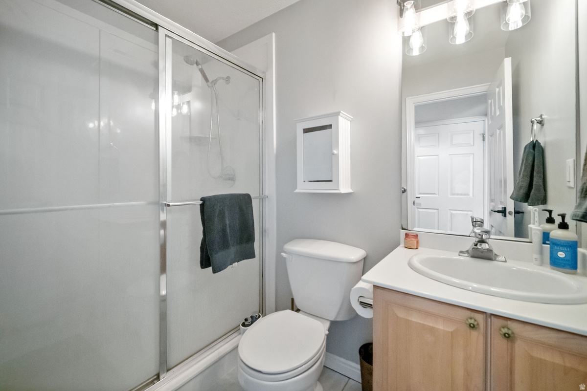 ENCHANTED COVE - Residential