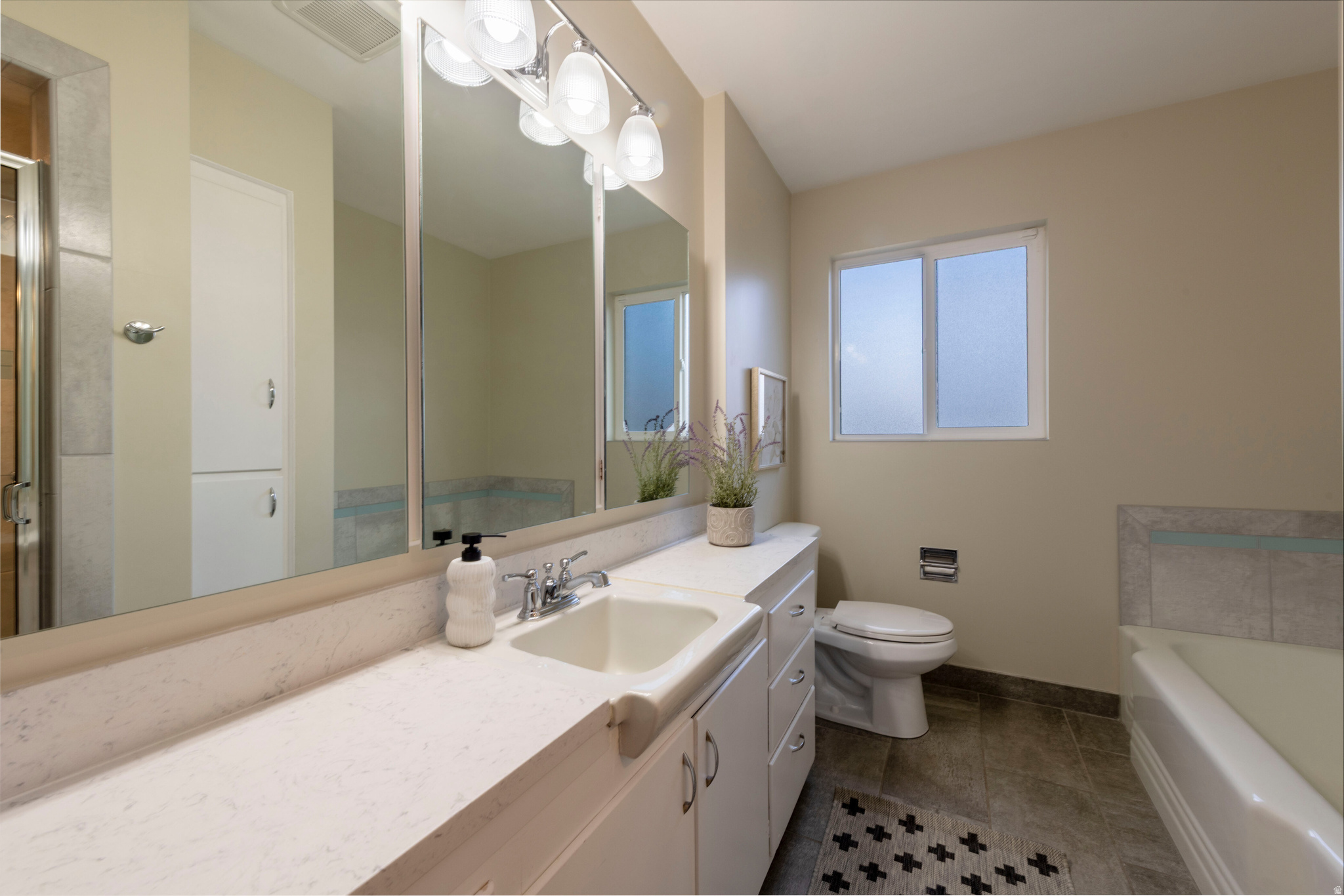 NERECREEK CH - Residential