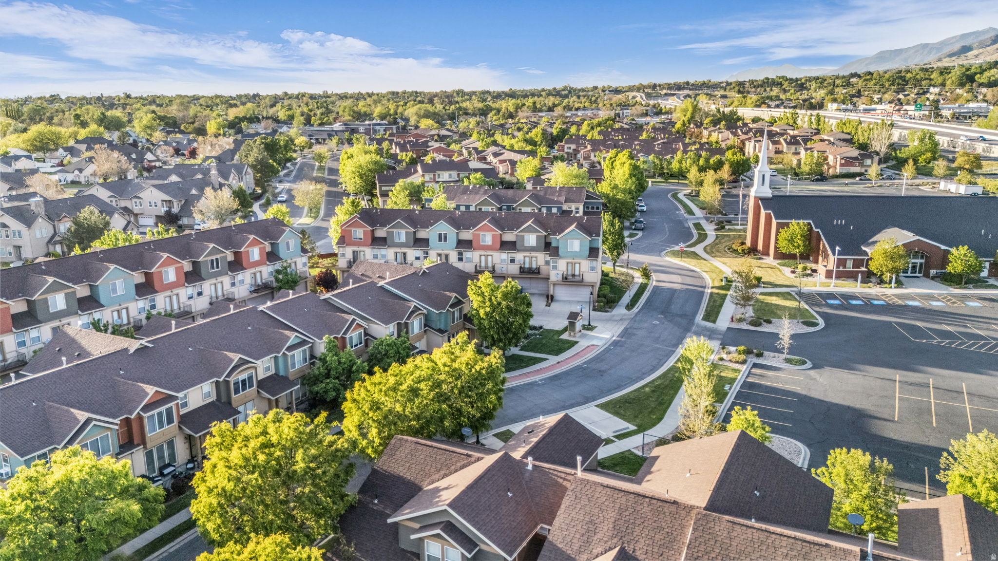 FARMINGTON CROSSING - Residential