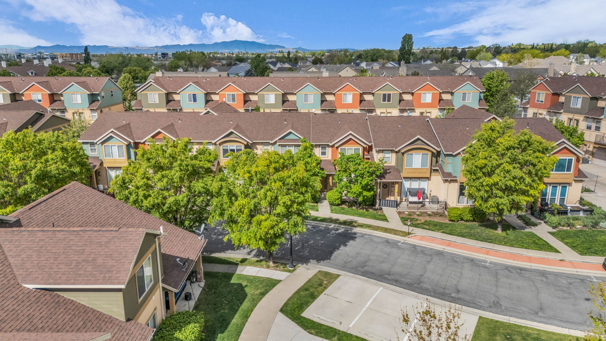 FARMINGTON CROSSING - Residential