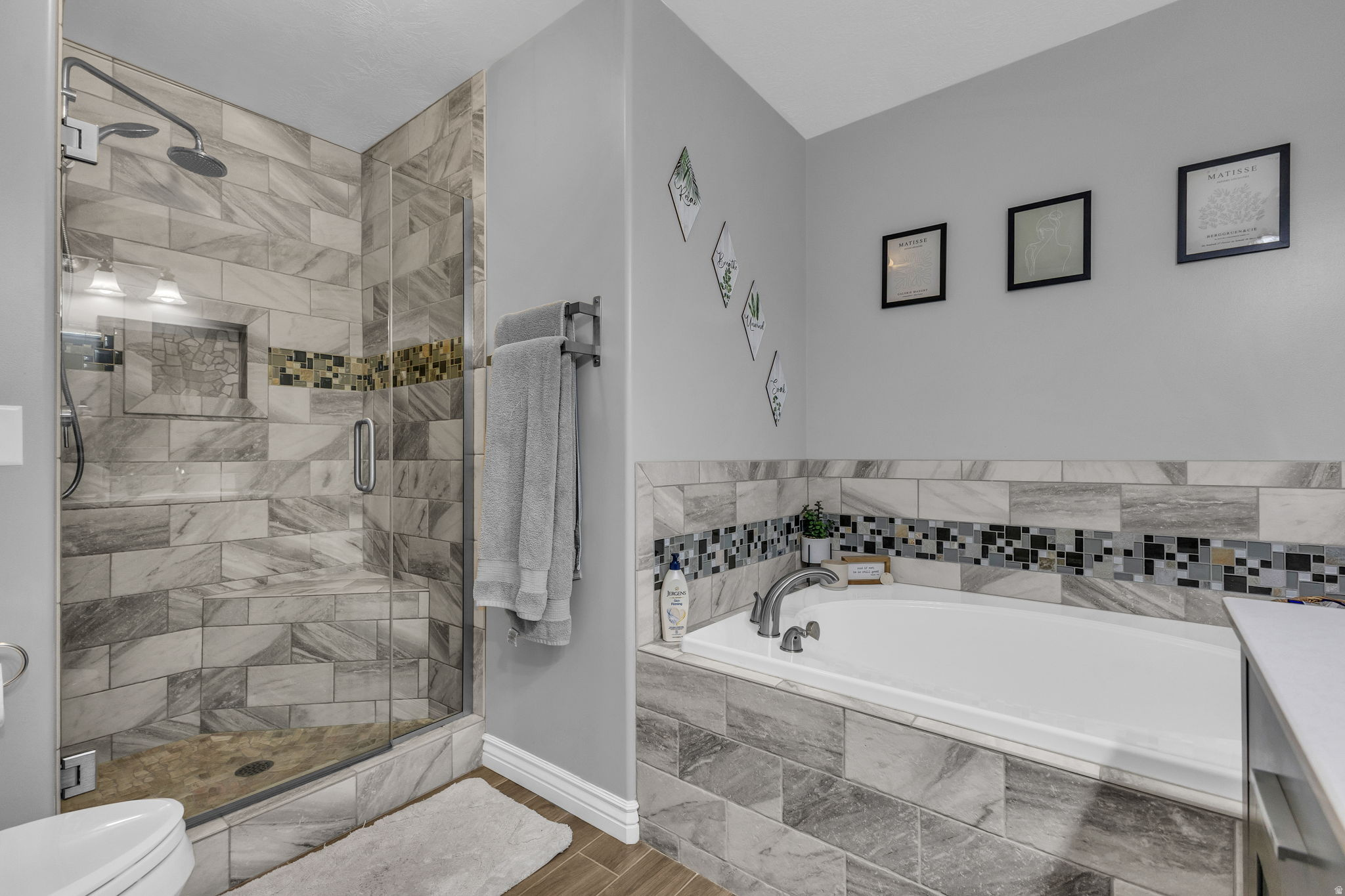 FARMINGTON CROSSING - Residential