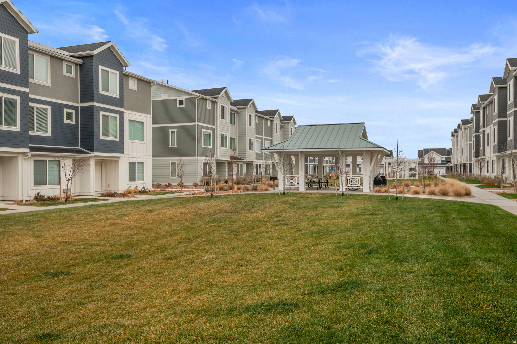 NORTHSHORE - Residential