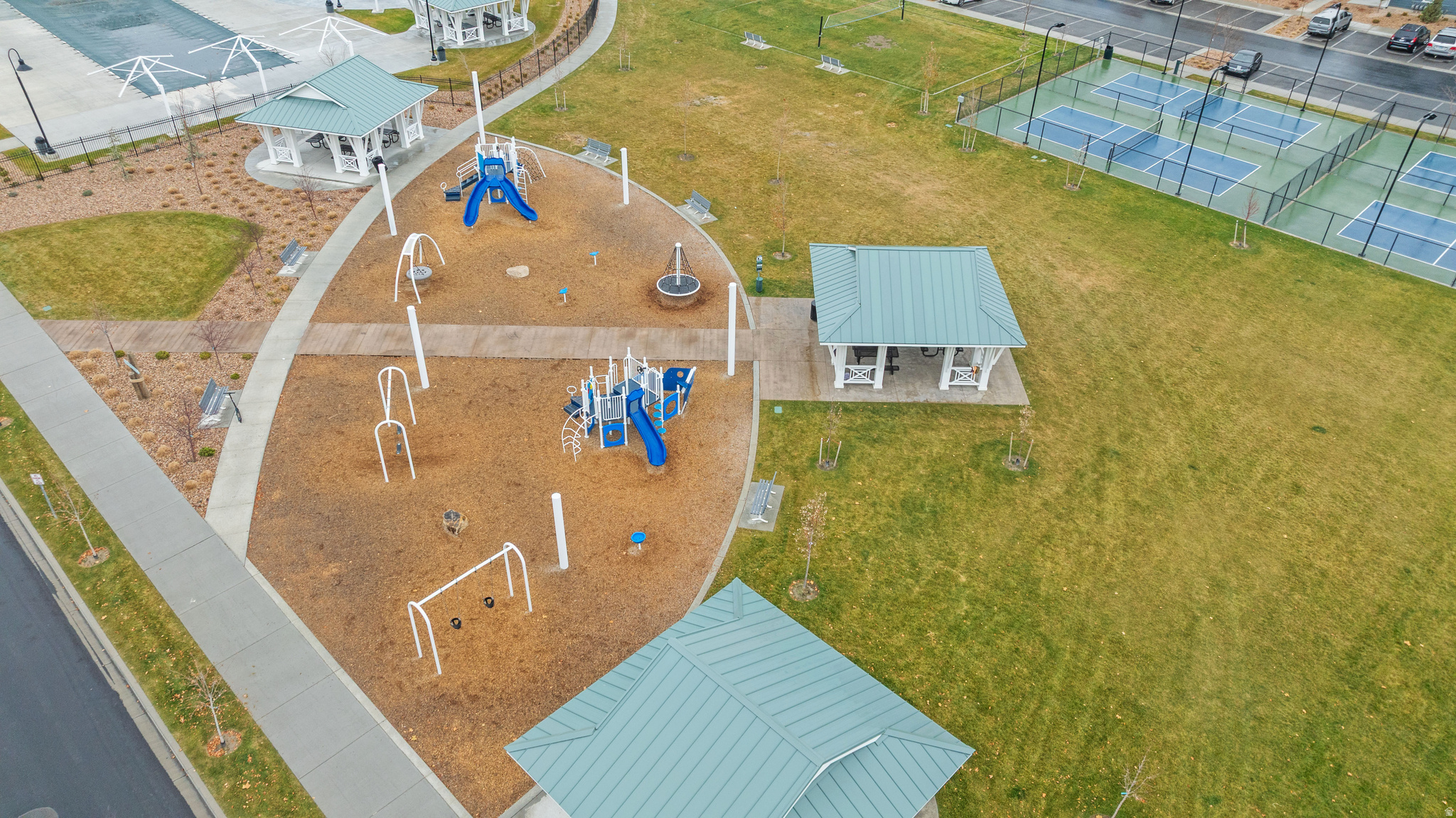 NORTHSHORE - Residential