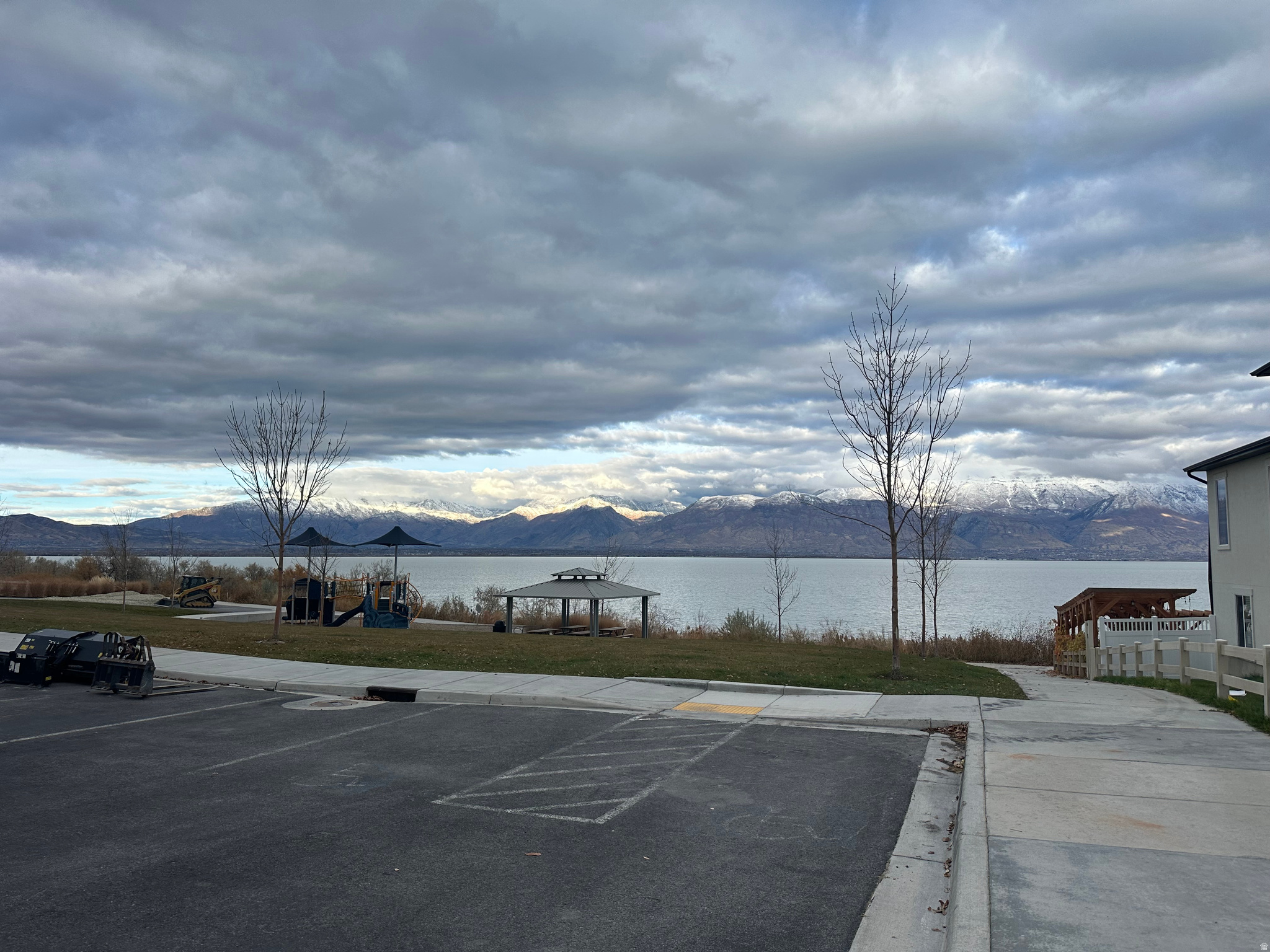 MALLARD BAY - Residential