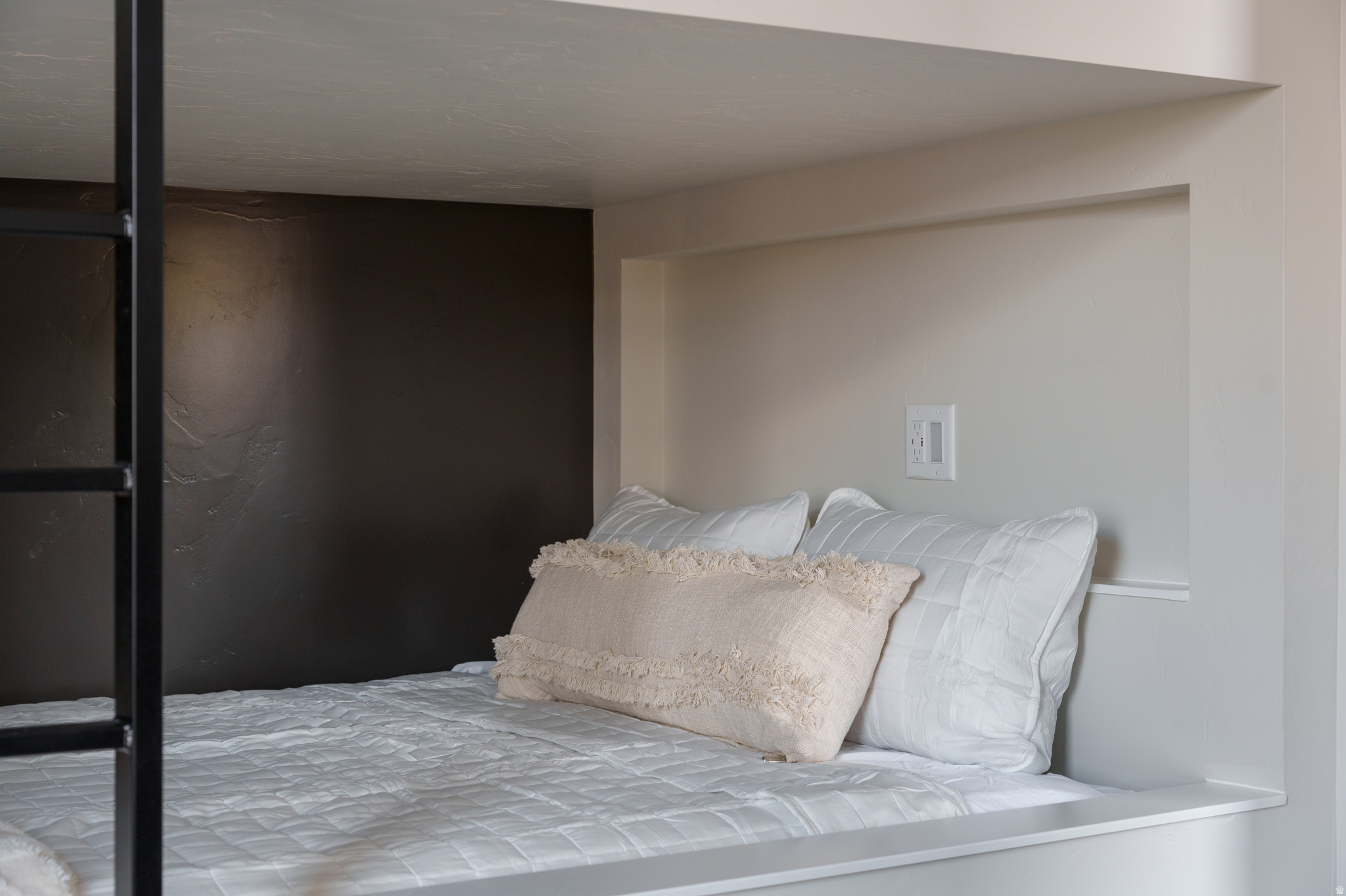 PECAN VALLEY RESORT 1 AMD - Residential