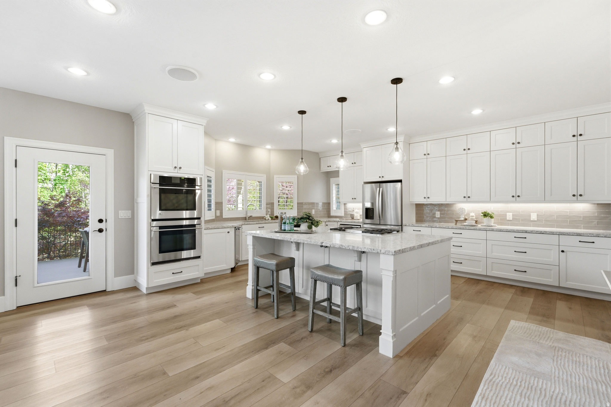 ROYAL OAK ESTATES - Residential