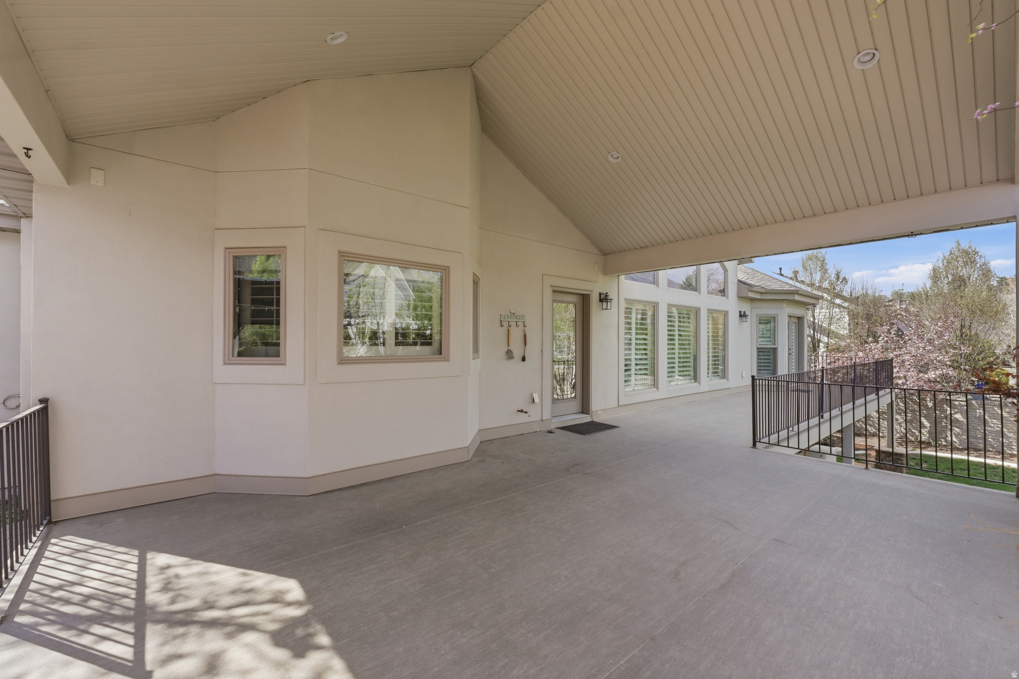 ROYAL OAK ESTATES - Residential