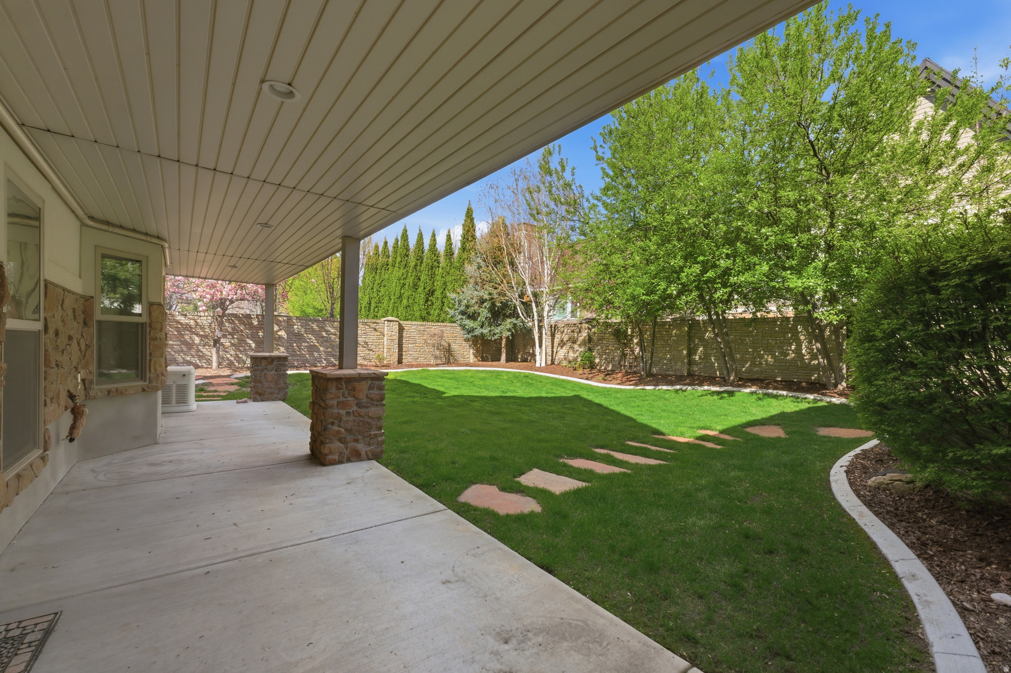 ROYAL OAK ESTATES - Residential