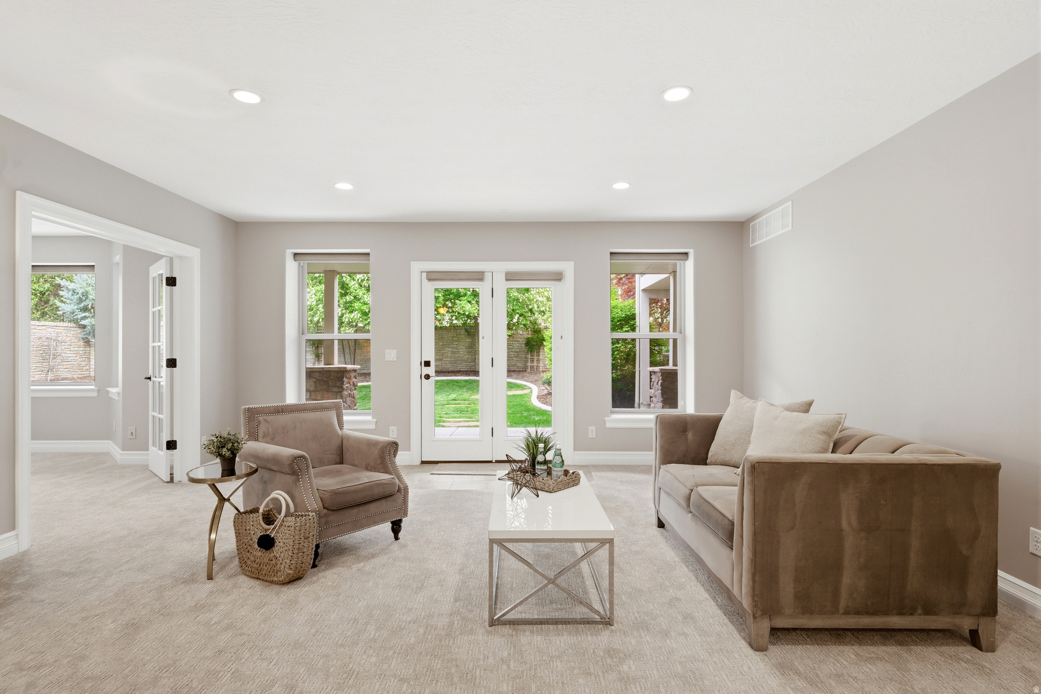 ROYAL OAK ESTATES - Residential