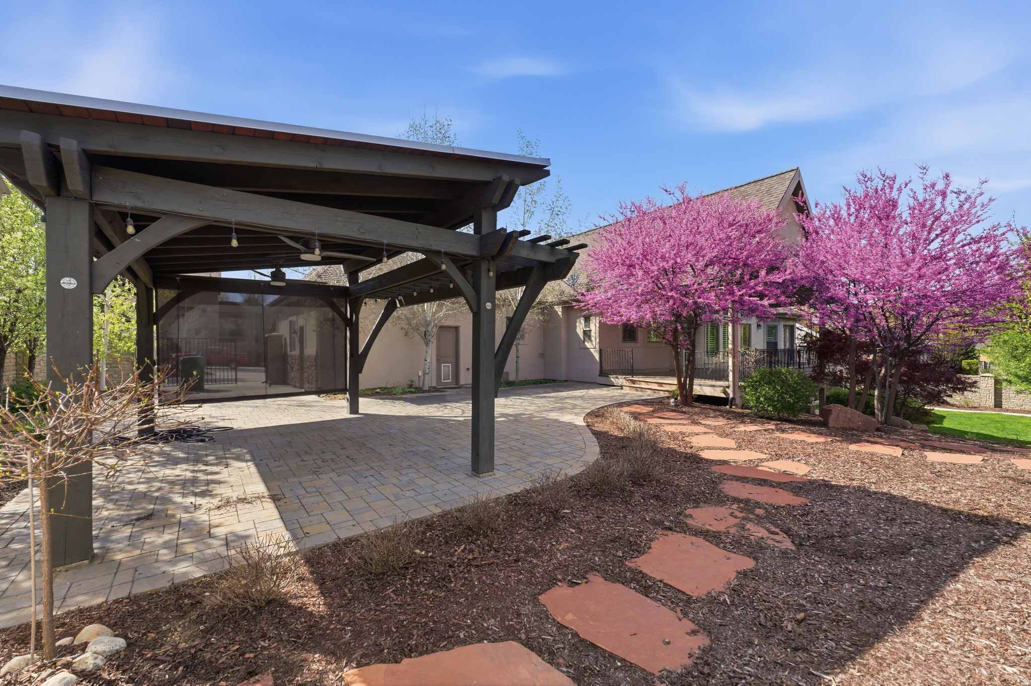 ROYAL OAK ESTATES - Residential