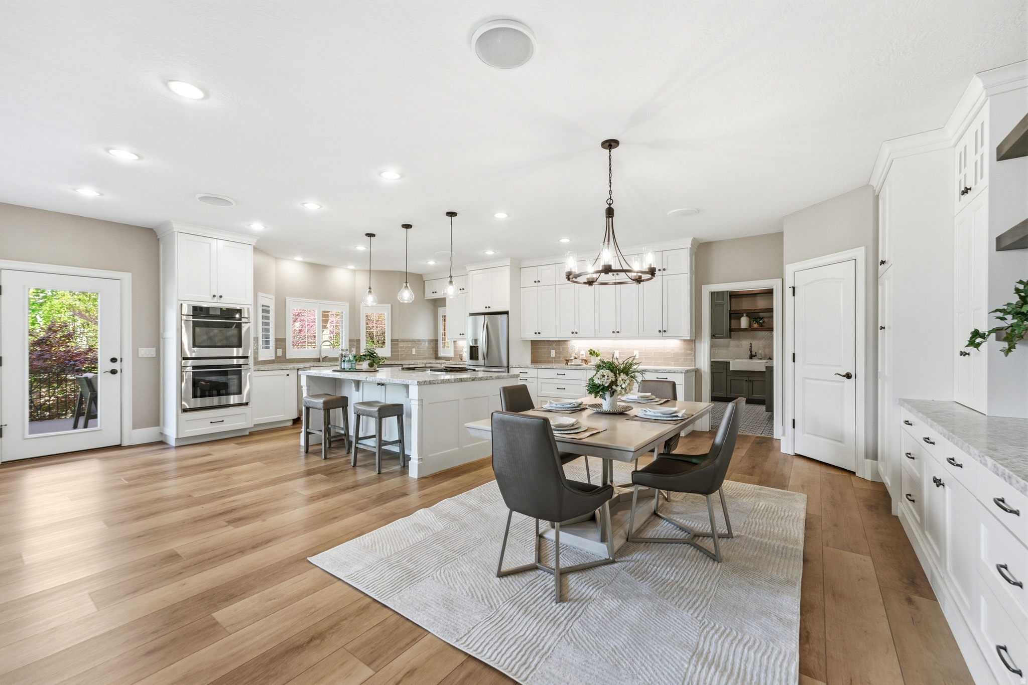 ROYAL OAK ESTATES - Residential